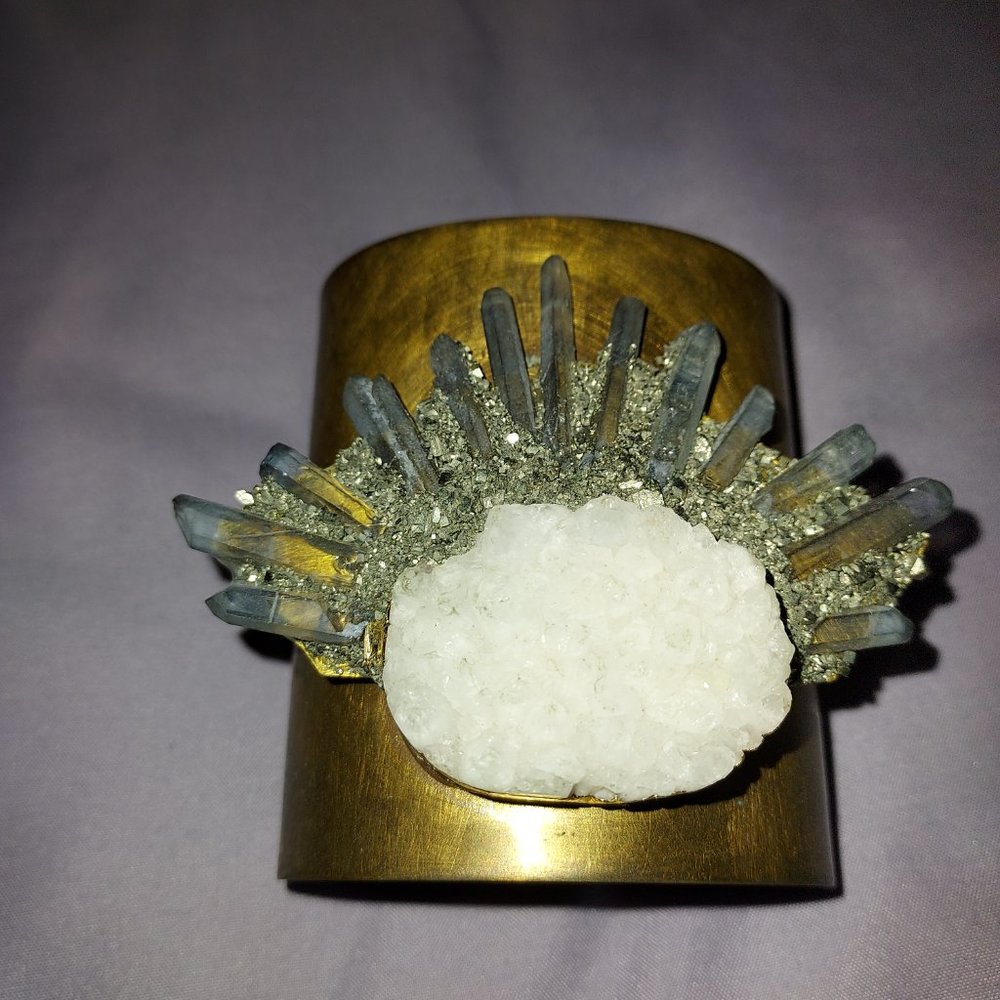 Crystal Cuff - Picture 5 of 9